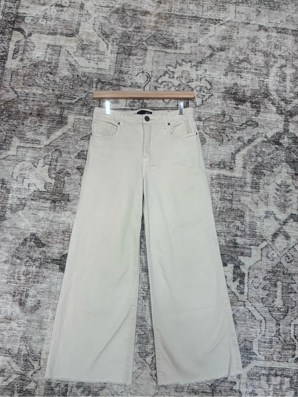 Kut From The Kloth-Meg Wide-Leg Jeans - Elegant High-Rise Style in Cream - Picture 3 of 6